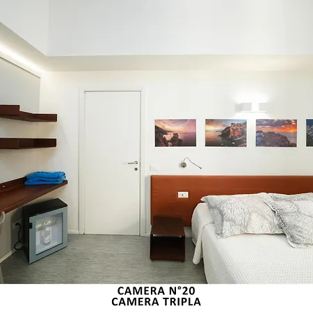 招待所 Al Mare 4*
